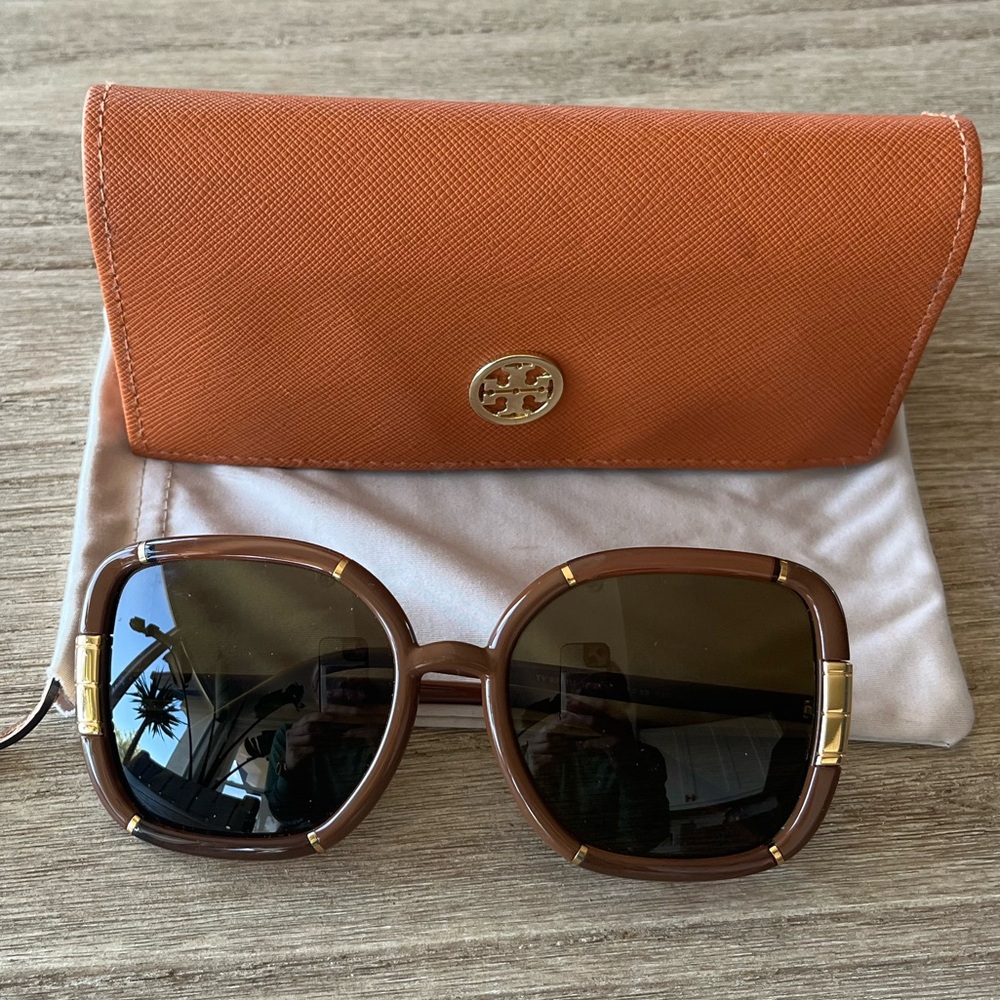 Tory Burch Gradient Square Sunglasses